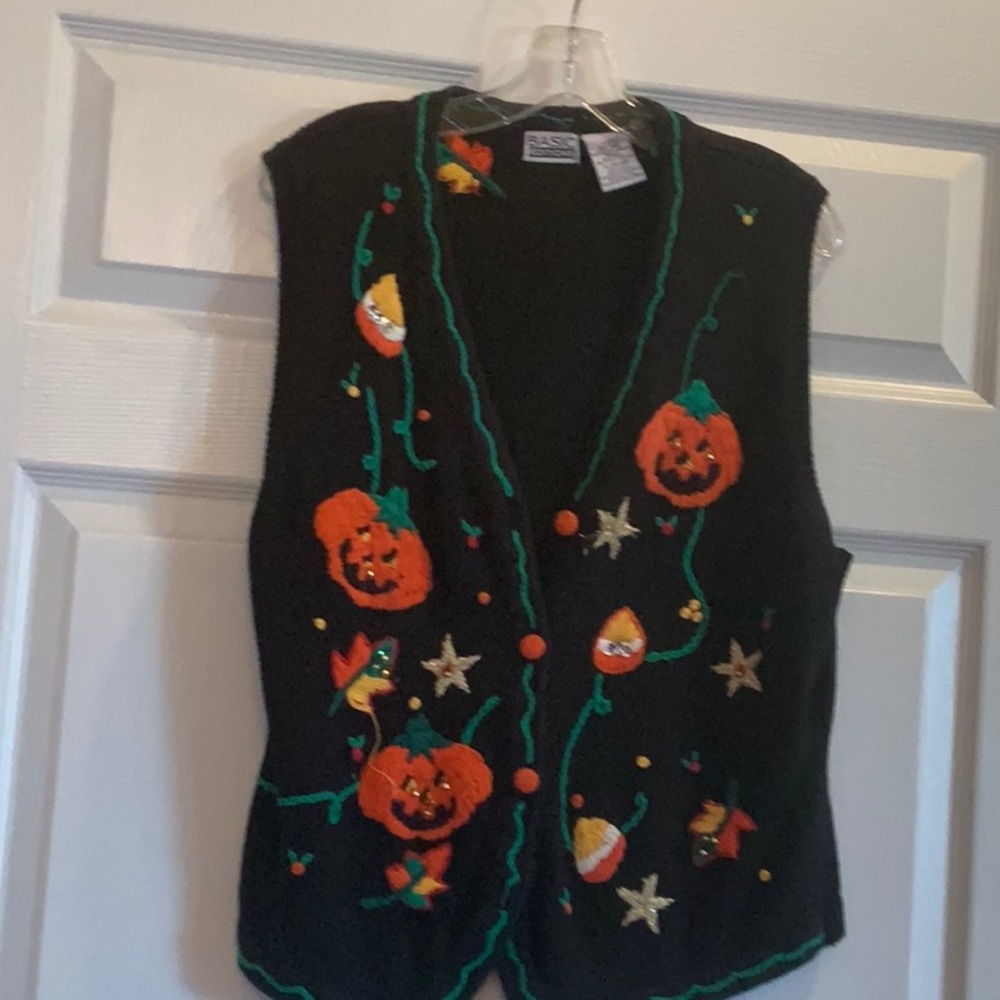 Hallowing sweater